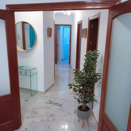 Plaza San Fernando Appartement *